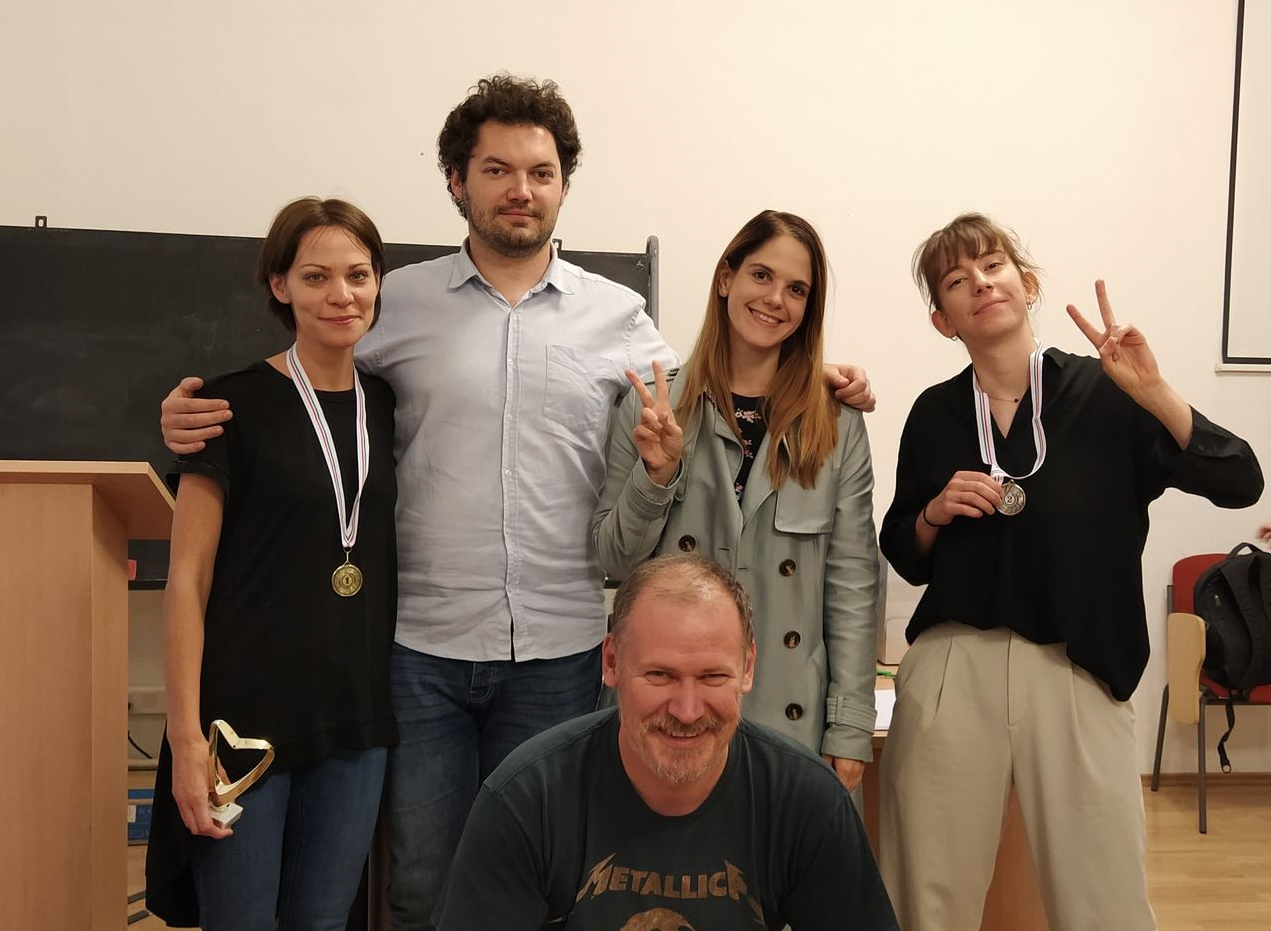 The winner Rita, the teacher ben0, the organizer Alexandra, the runner-up Ariane and the referee Dragan!